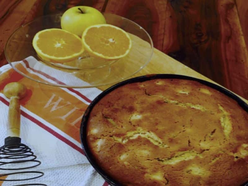 Bizcocho de nueces pecan y manzanas