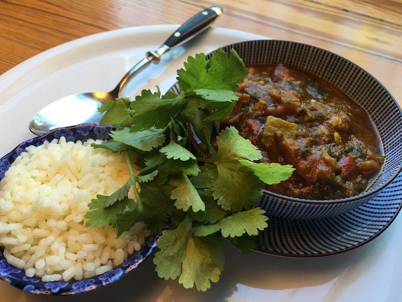 curry de verduras y arroz