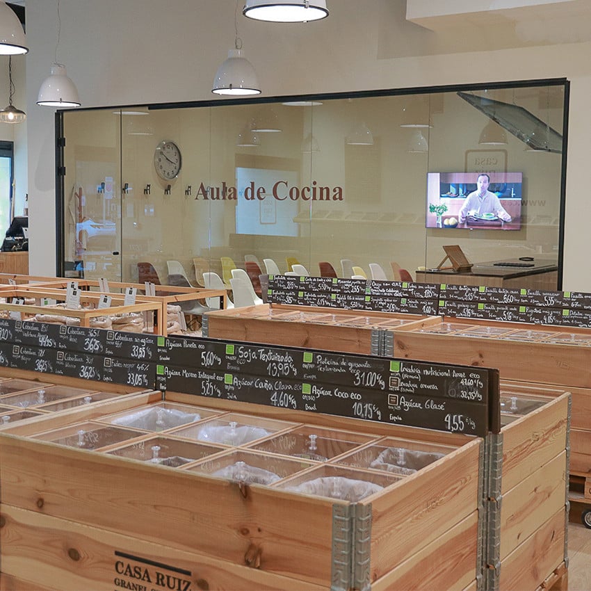 interior de la nueva tienda de casa ruiz en castellana 1