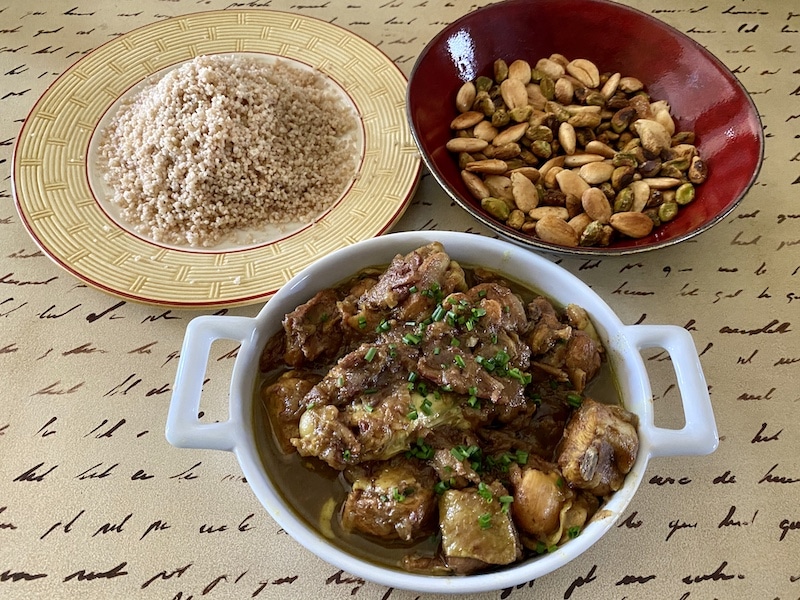 tajine de pollo con dátiles y pistachos